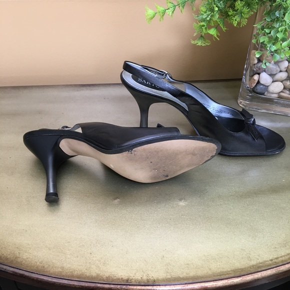 Open toe sling back heels in soft black leather! - Picture 6 of 7